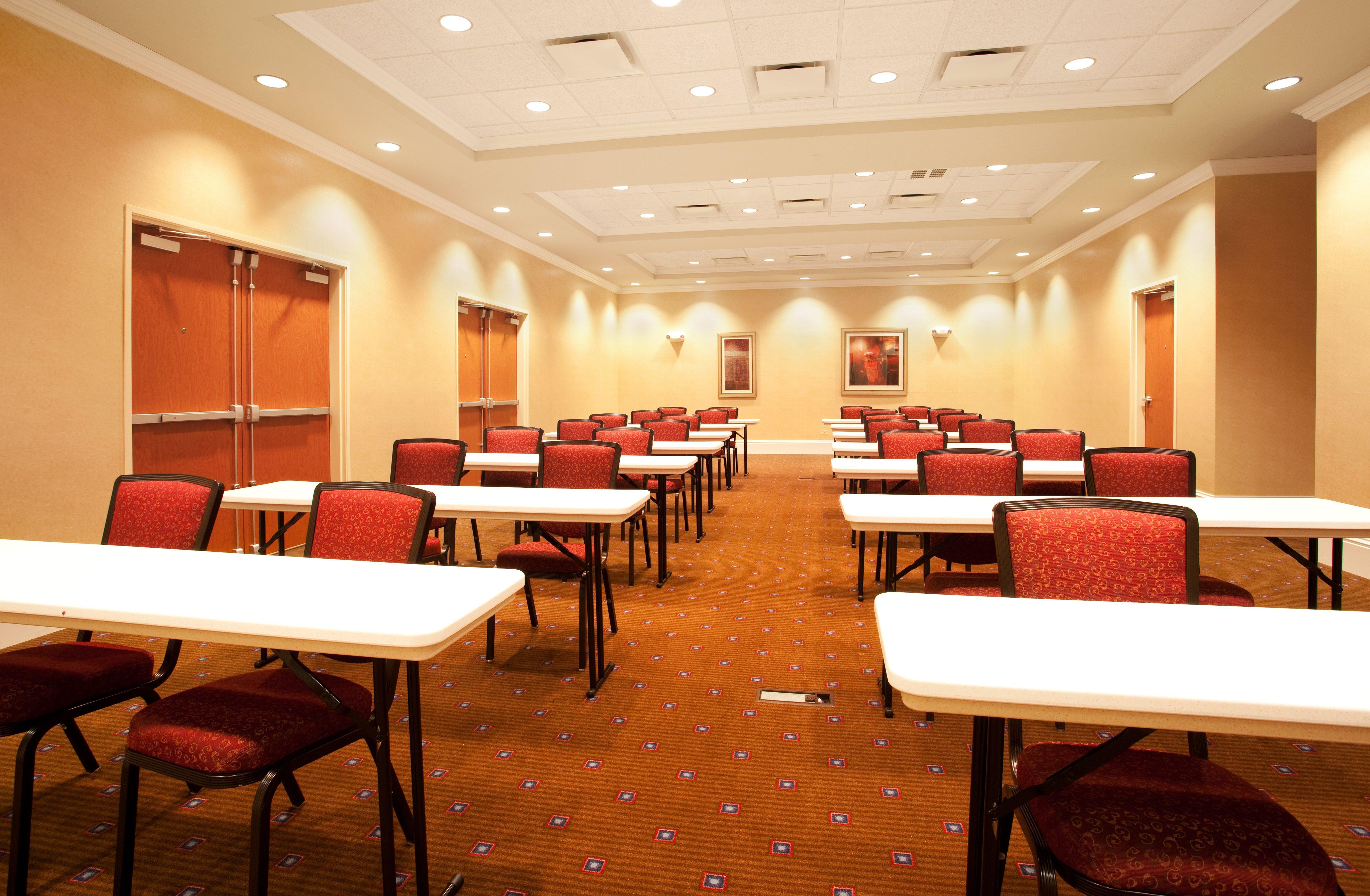Holiday Inn Aurora North - Naperville By Ihg Buitenkant foto