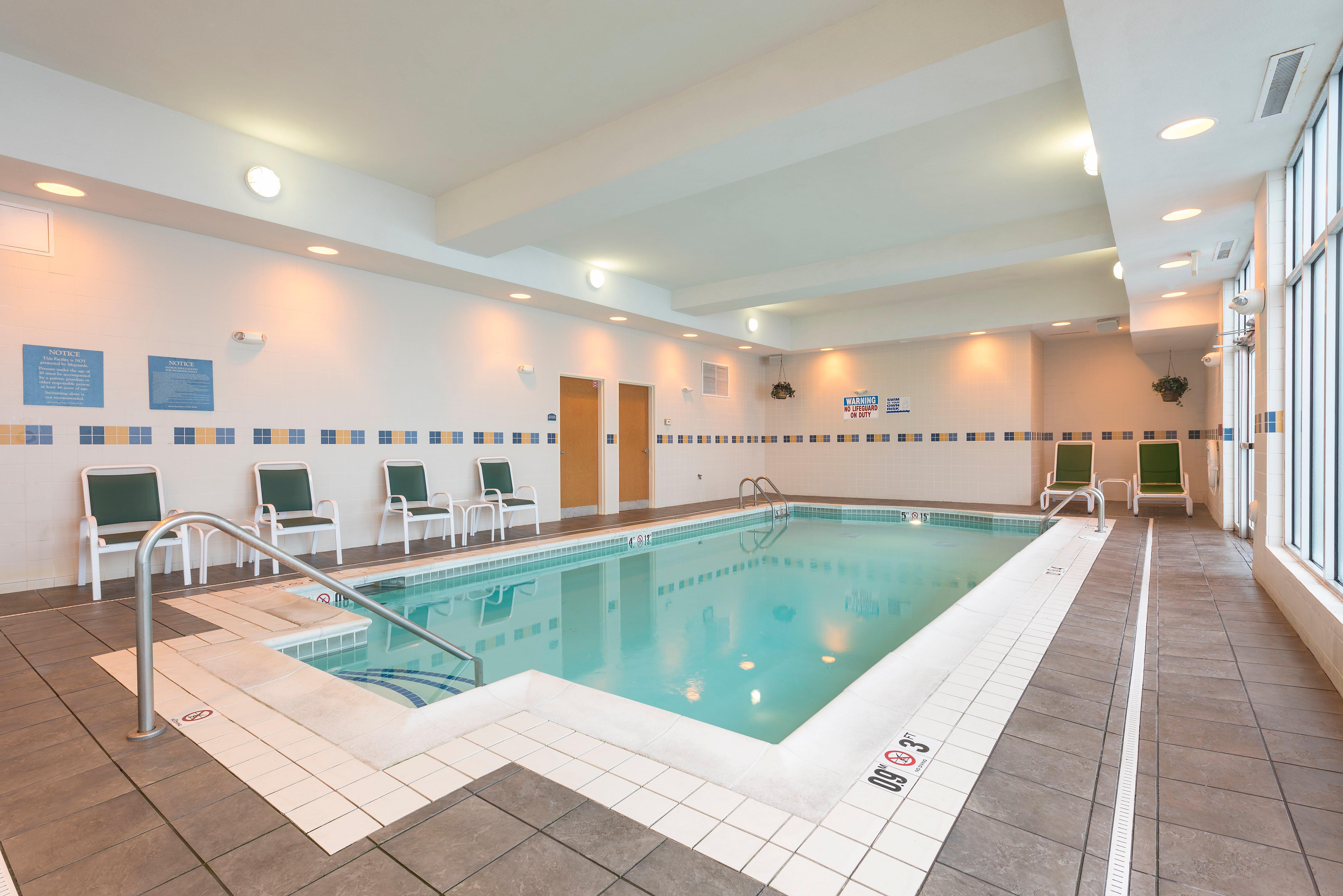 Holiday Inn Aurora North - Naperville By Ihg Buitenkant foto