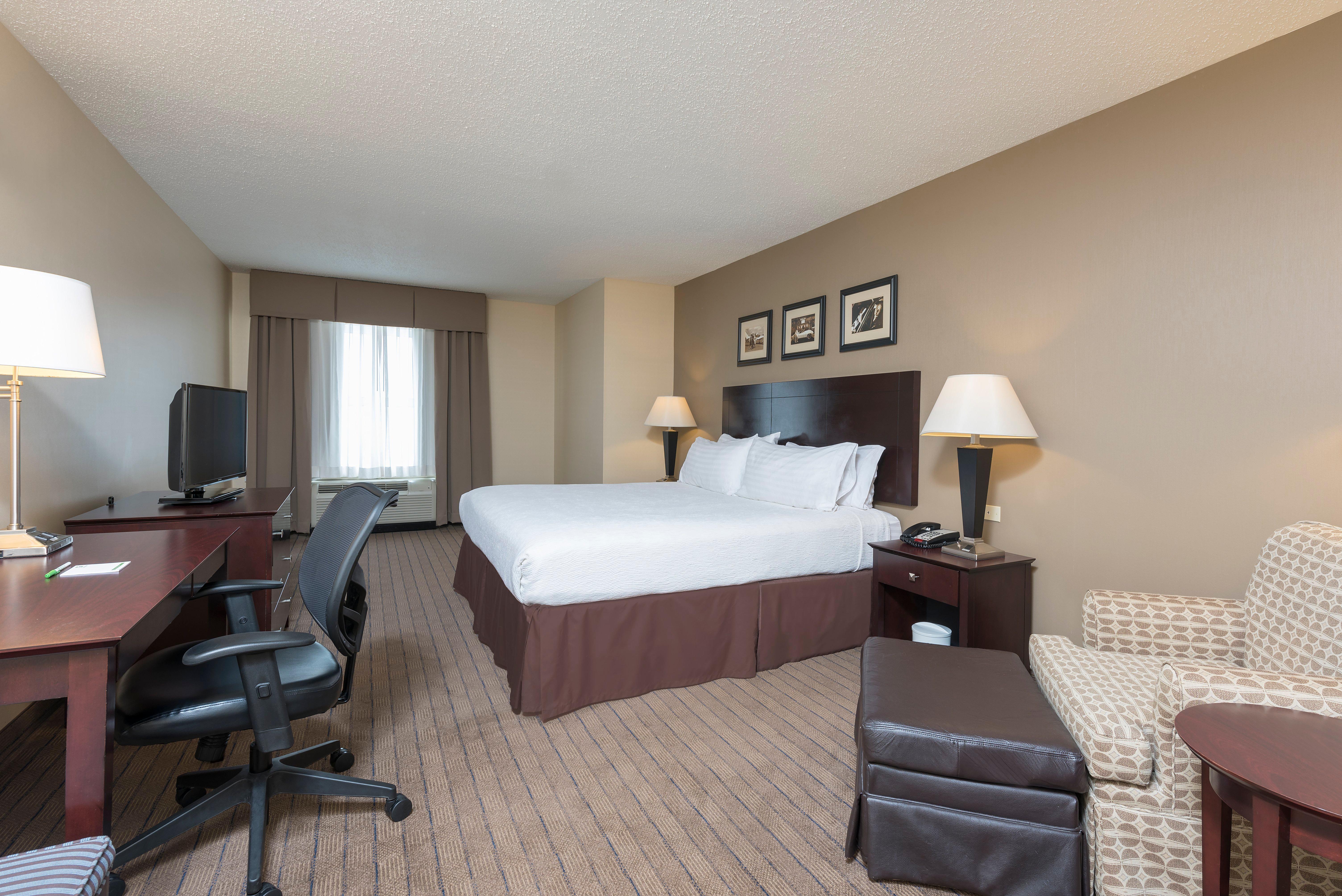 Holiday Inn Aurora North - Naperville By Ihg Buitenkant foto