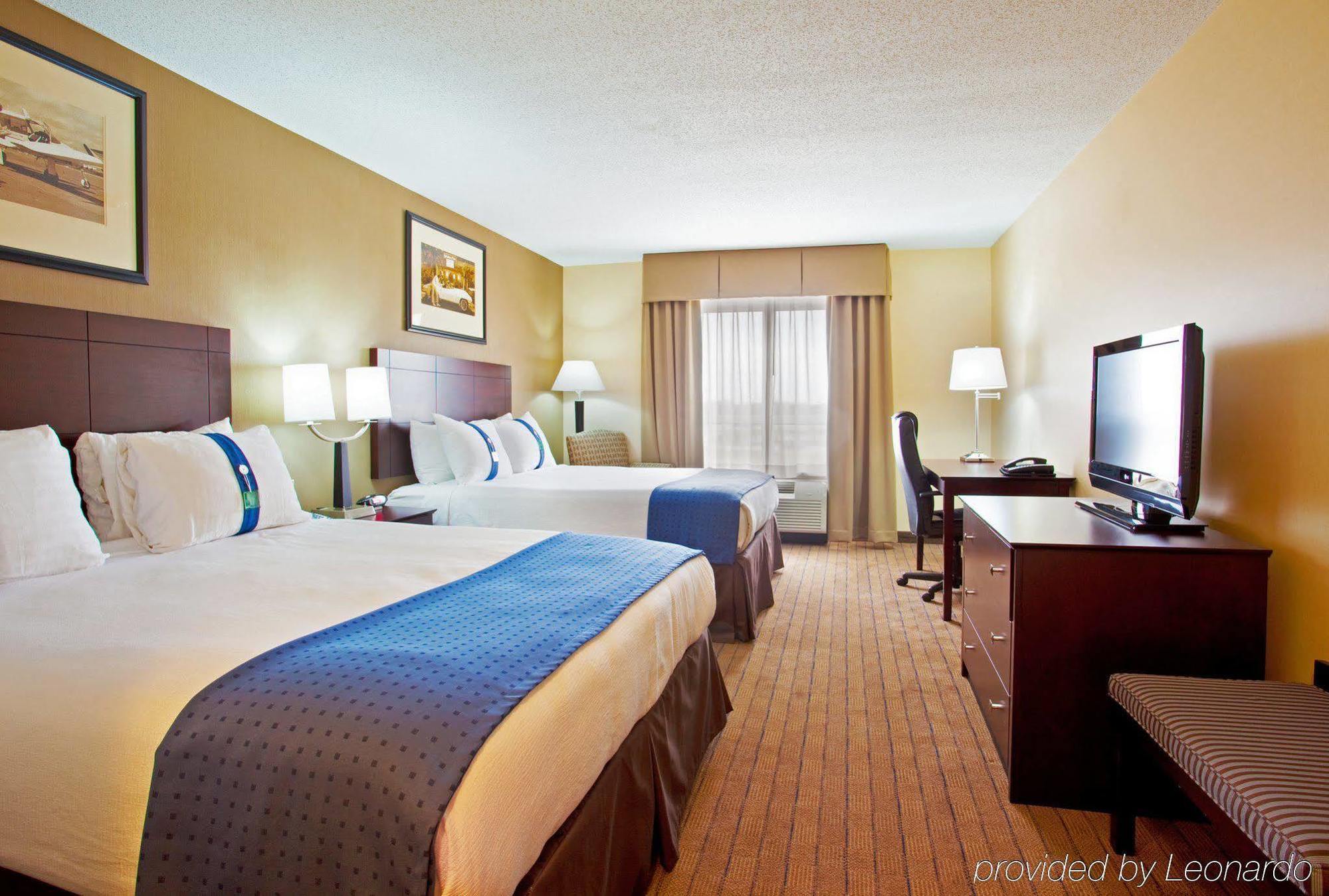 Holiday Inn Aurora North - Naperville By Ihg Buitenkant foto
