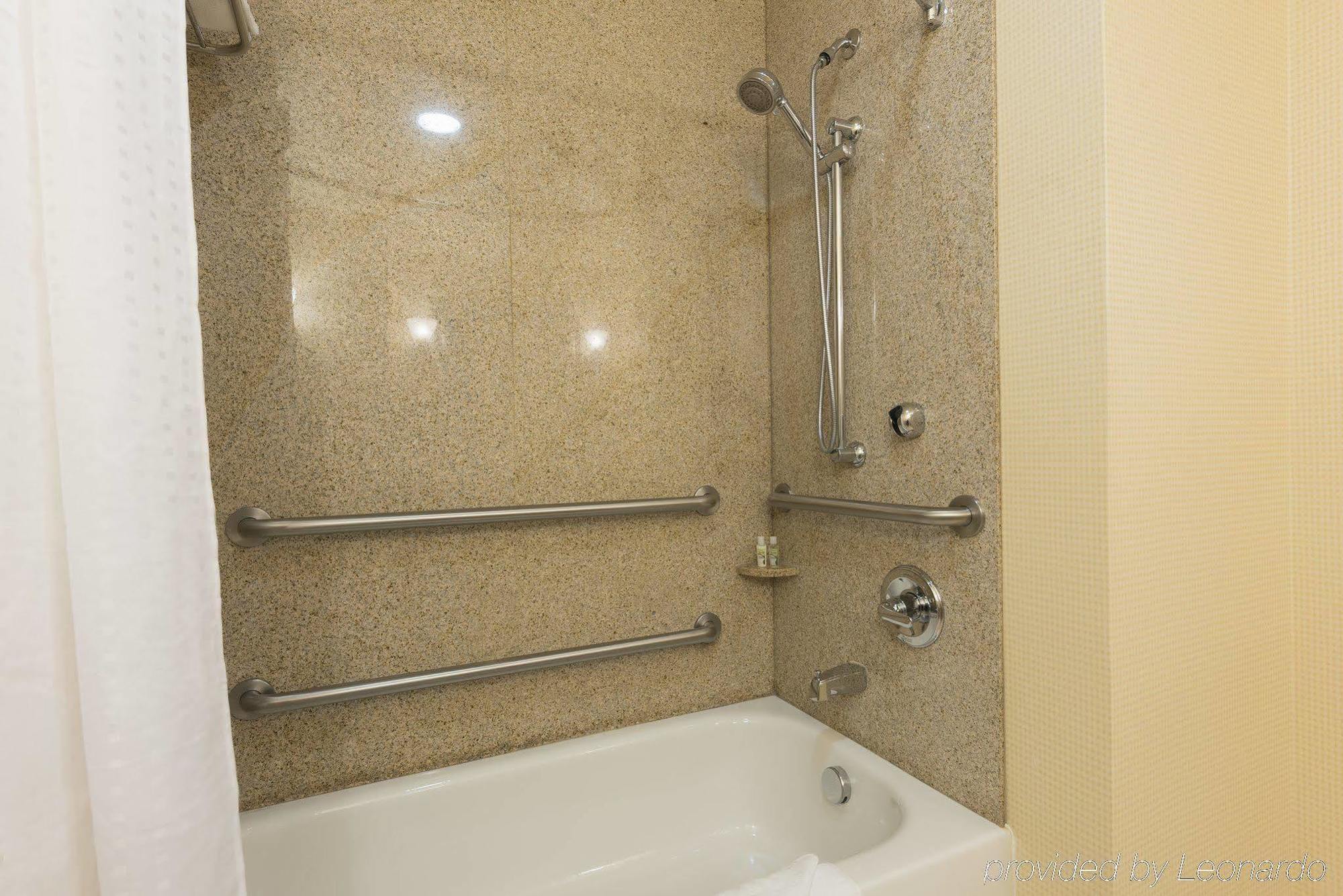 Holiday Inn Aurora North - Naperville By Ihg Buitenkant foto
